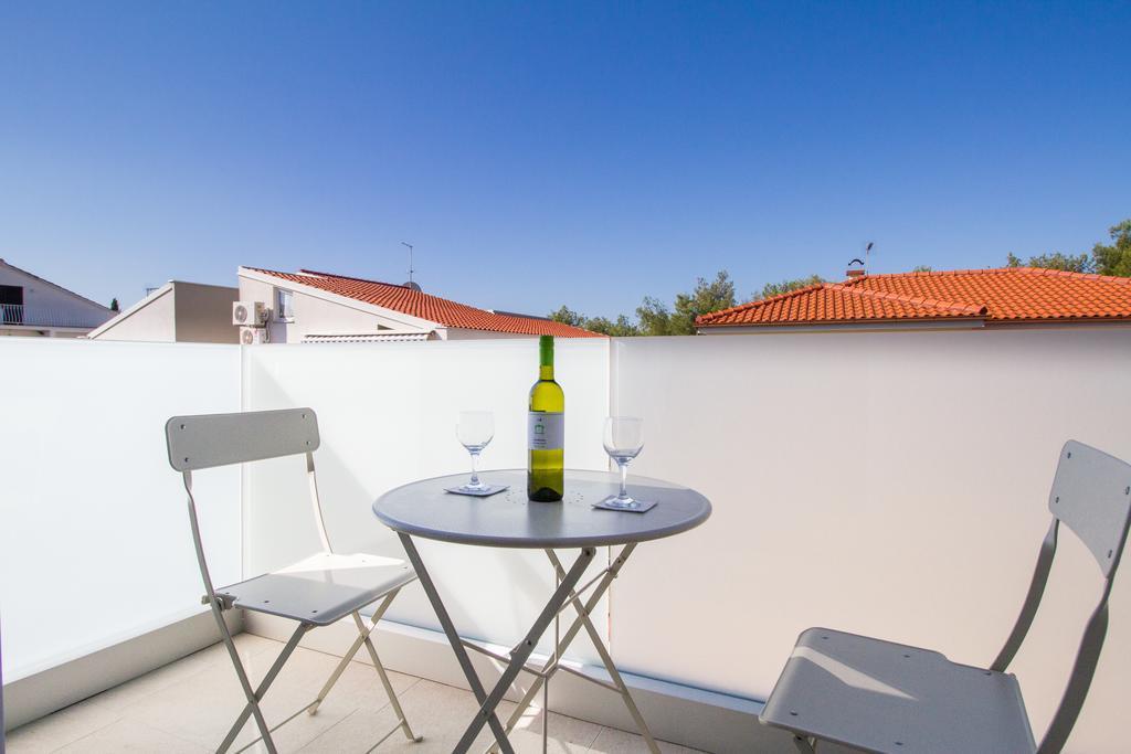 Villa Astoria Biograd Na Moru Exterior photo