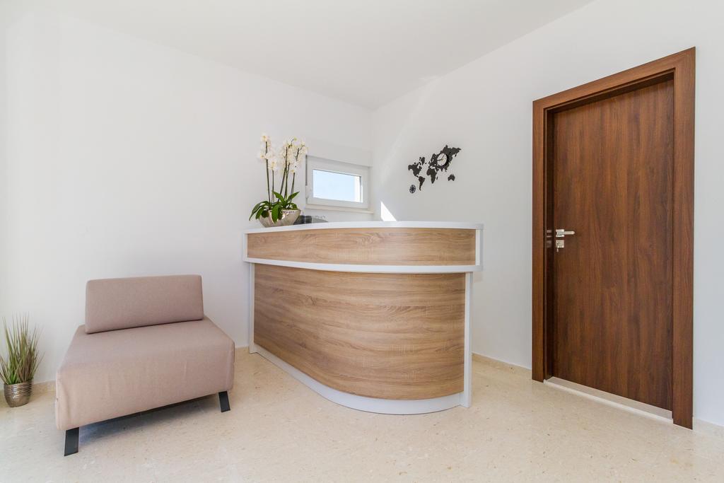 Villa Astoria Biograd Na Moru Exterior photo